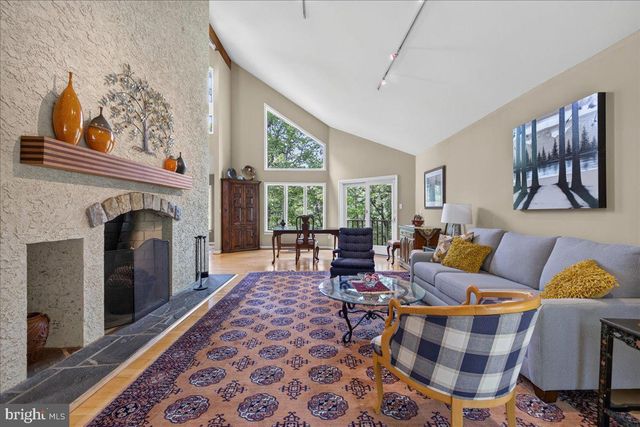 118 KING RD, Green Lane, PA 18054