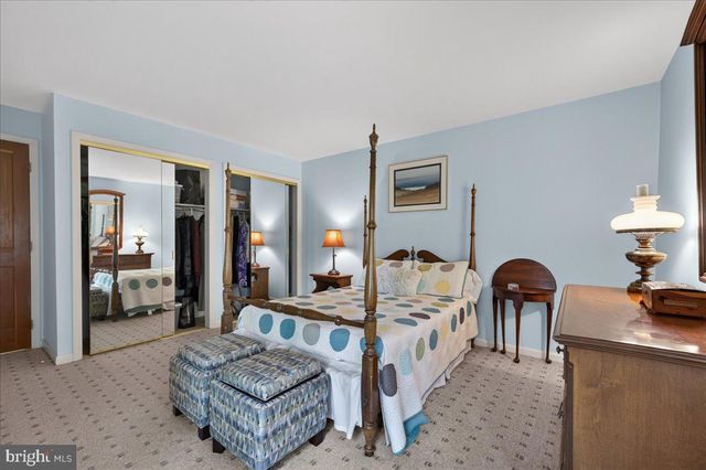 118 KING RD, Green Lane, PA 18054
