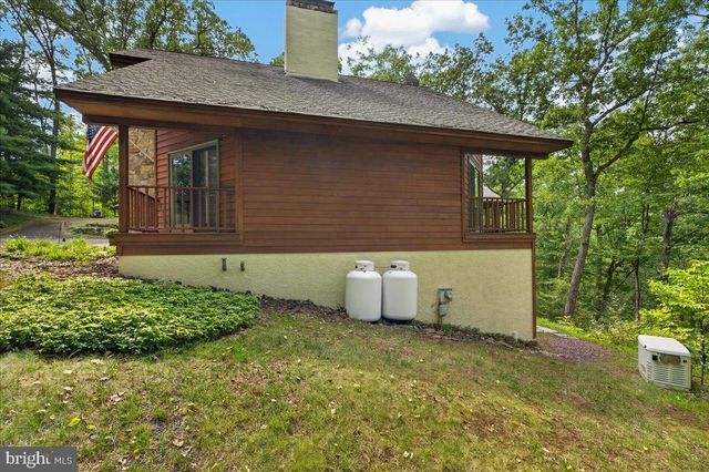 118 KING RD, Green Lane, PA 18054