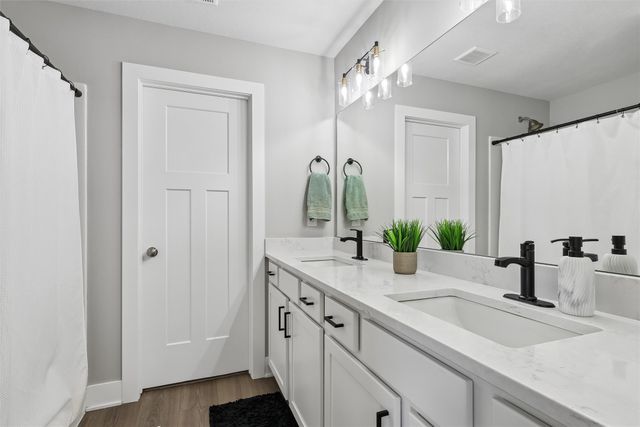 2508 SE Integra Avenue, West Des Moines, IA 50265