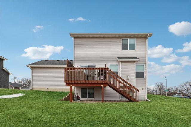 2508 SE Integra Avenue, West Des Moines, IA 50265