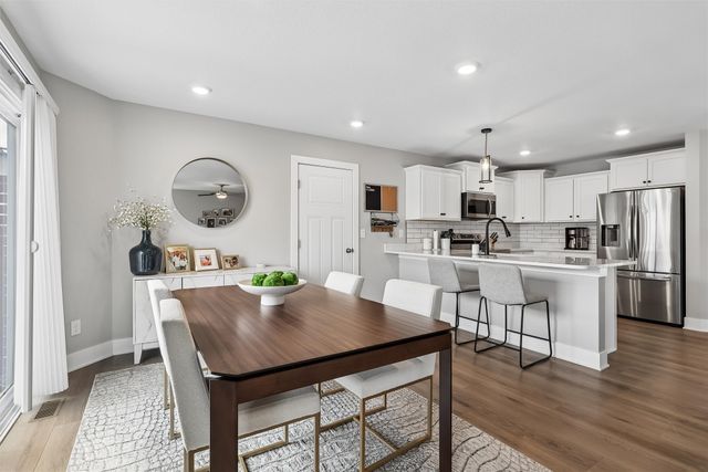 2508 SE Integra Avenue, West Des Moines, IA 50265