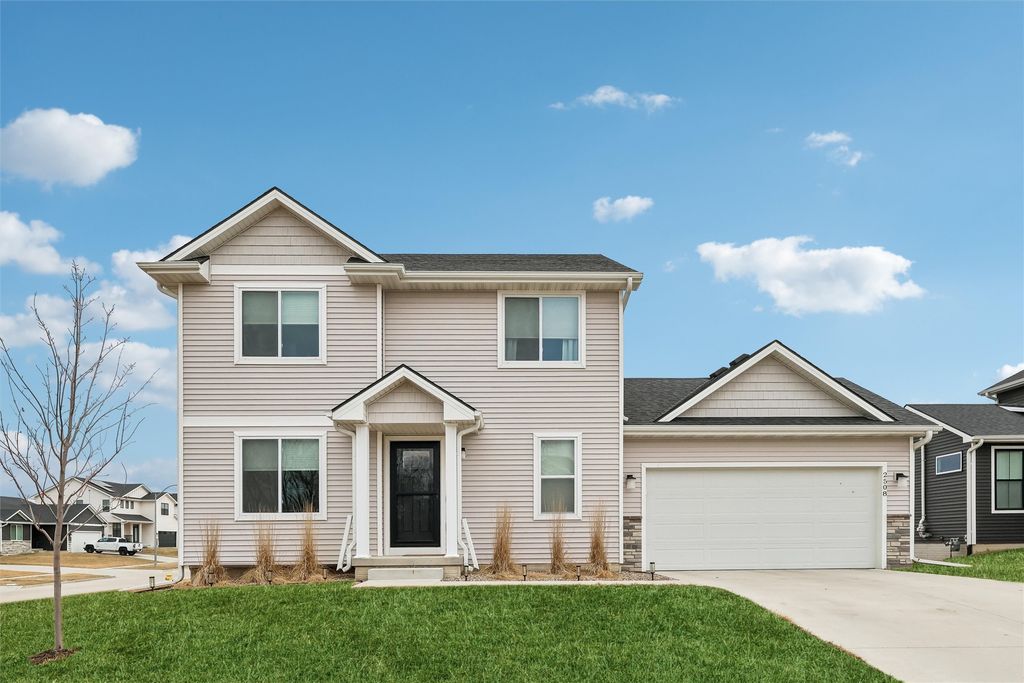 2508 SE Integra Avenue, West Des Moines, IA 50265