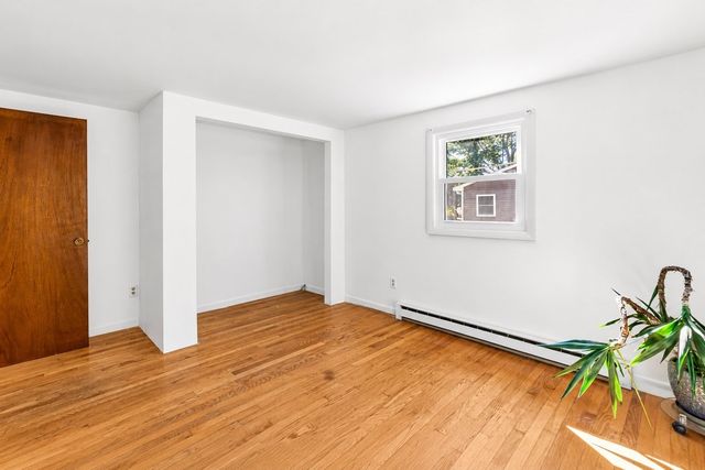 48 Greenfield Road, Westport, MA 02790