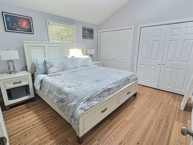 2 Mcfarlin Rd, Carver, MA 02330