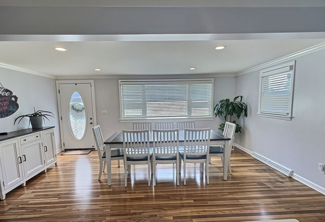 2 Mcfarlin Rd, Carver, MA 02330