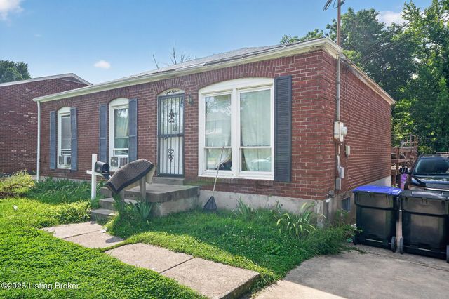 815 Iroquois Ave, Louisville, KY 40214