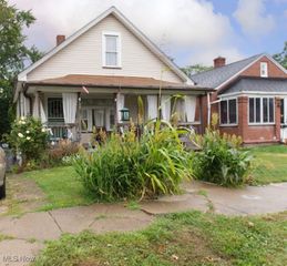 708 Dickson Street, Youngstown, OH 44502