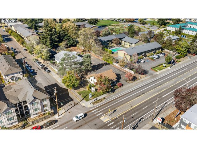 2057 Se 122nd Ave, Portland, OR 97233