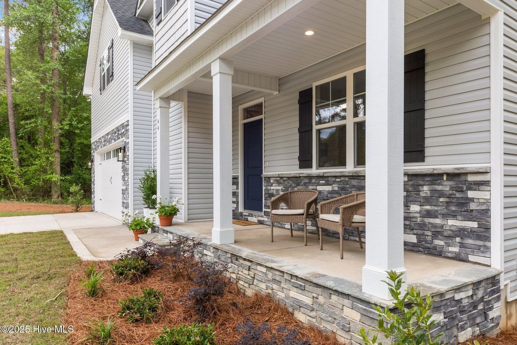 44 S Shamrock Drive, Foxfire Village, NC 27281