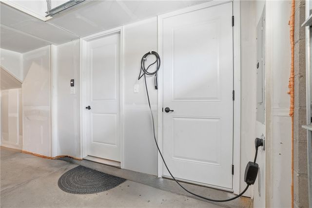 308 Cross Creek Drive, Cranberry Twp, PA 16066