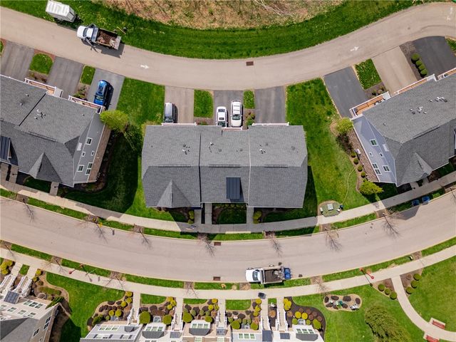 308 Cross Creek Drive, Cranberry Twp, PA 16066