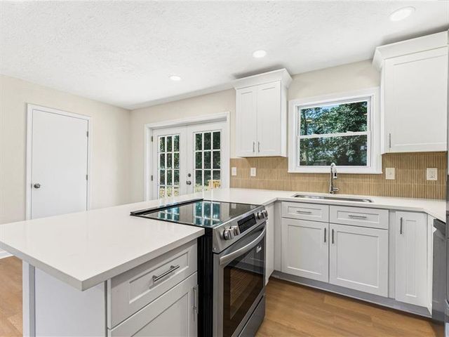 6371 Westbury Road, Riverdale, GA 30274