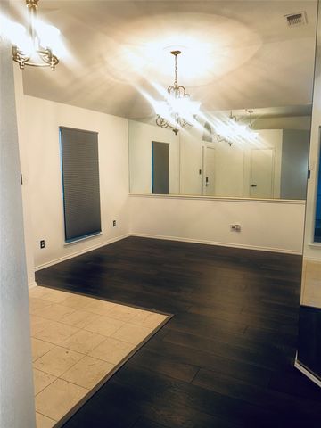 702 Kristi Lane, Cedar Hill, TX 75104