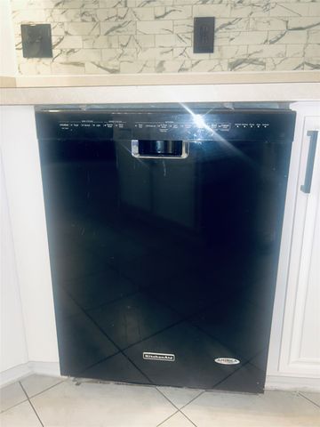 702 Kristi Lane, Cedar Hill, TX 75104