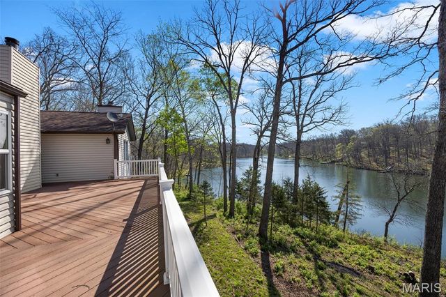 26 Madre Court, Foristell, MO 63348