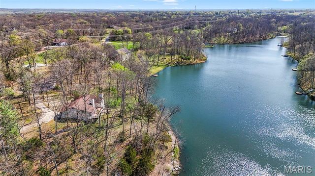 26 Madre Court, Foristell, MO 63348