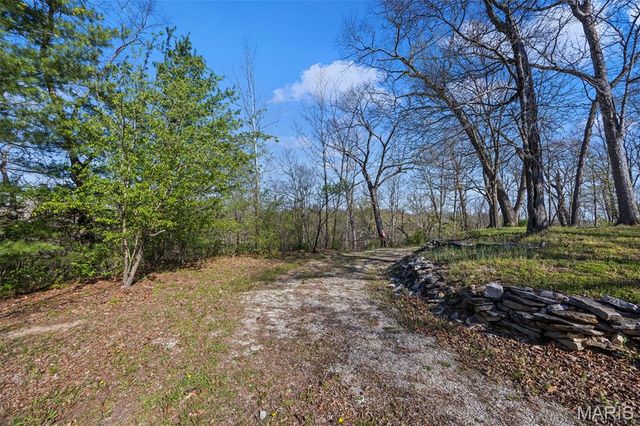 26 Madre Court, Foristell, MO 63348
