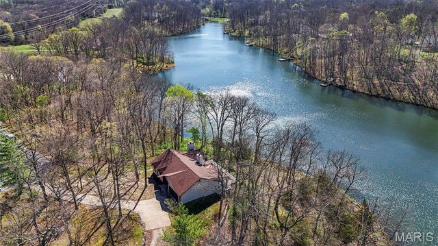 26 Madre Court, Foristell, MO 63348