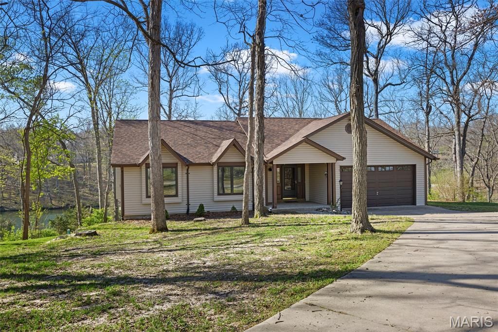 26 Madre Court, Foristell, MO 63348