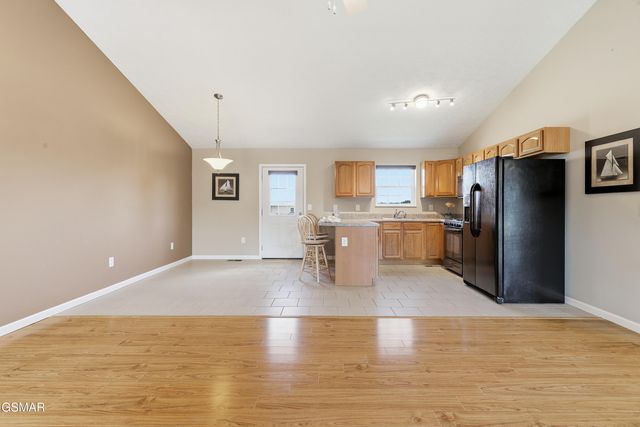 529 Hills Gate Circle, Seymour, TN 37865