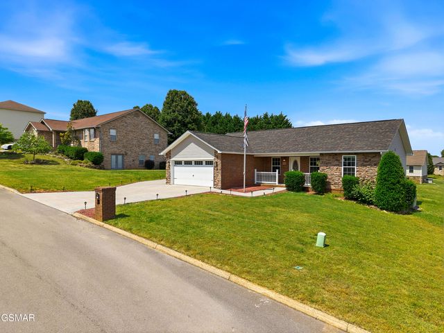 529 Hills Gate Circle, Seymour, TN 37865