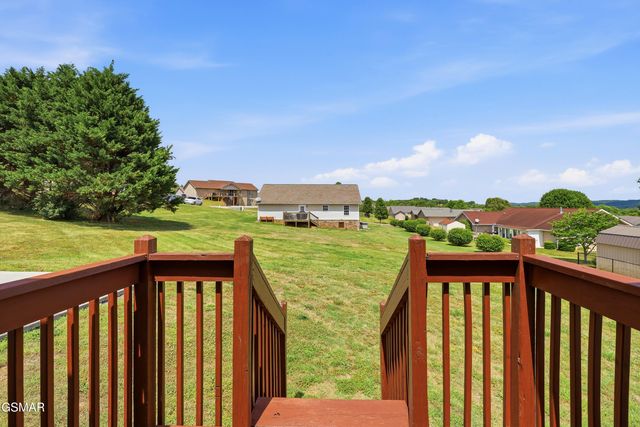529 Hills Gate Circle, Seymour, TN 37865