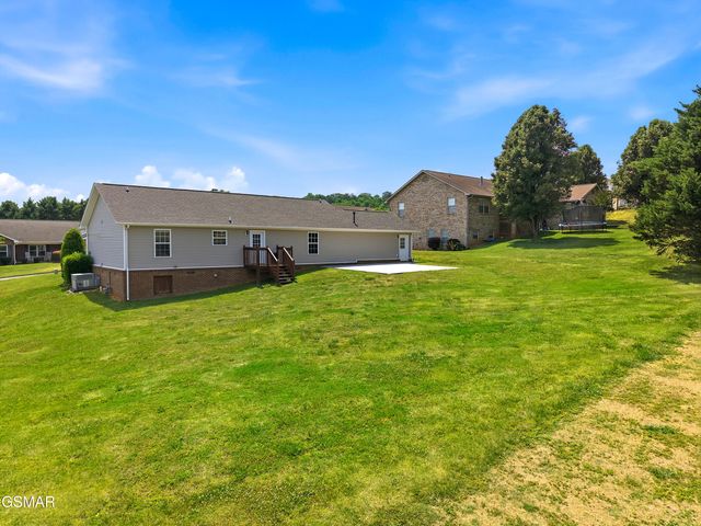 529 Hills Gate Circle, Seymour, TN 37865