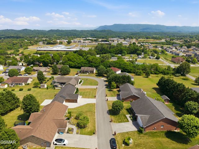 529 Hills Gate Circle, Seymour, TN 37865