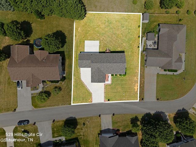 529 Hills Gate Circle, Seymour, TN 37865