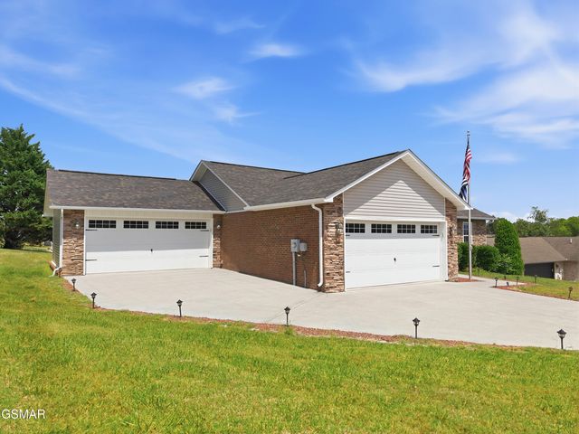 529 Hills Gate Circle, Seymour, TN 37865