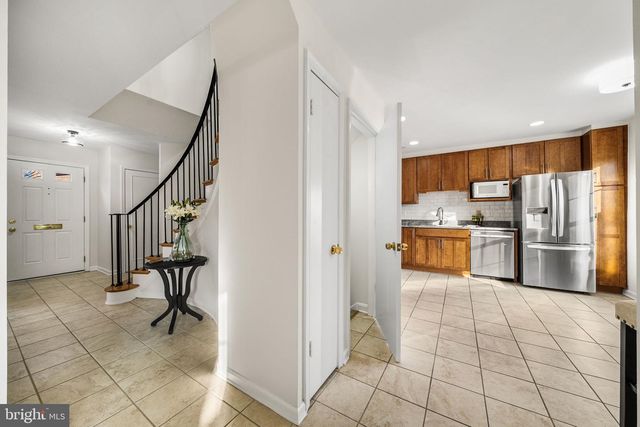 8333 GARFIELD CT, Springfield, VA 22152