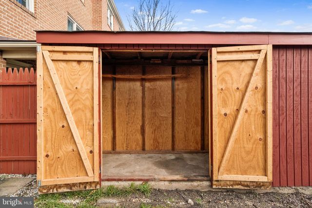 8333 GARFIELD CT, Springfield, VA 22152