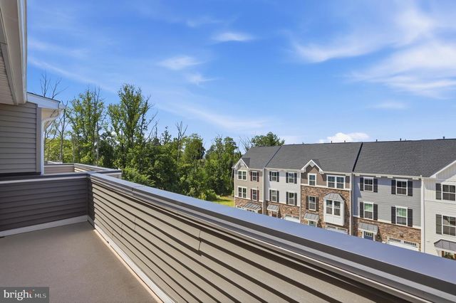 46275 MOUNT KELLOGG TER, Sterling, VA 20164