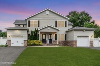 12 Sanford Street, Manalapan, NJ 07726