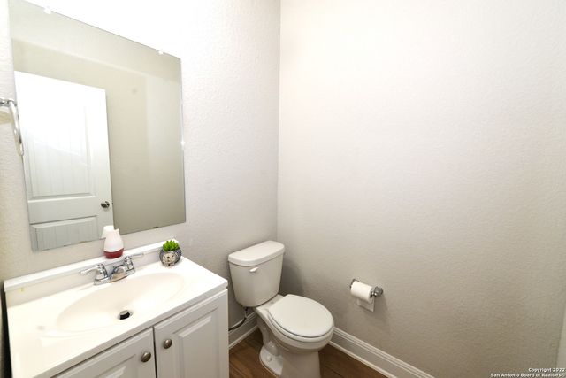5922 AKIN PL, San Antonio, TX 78261