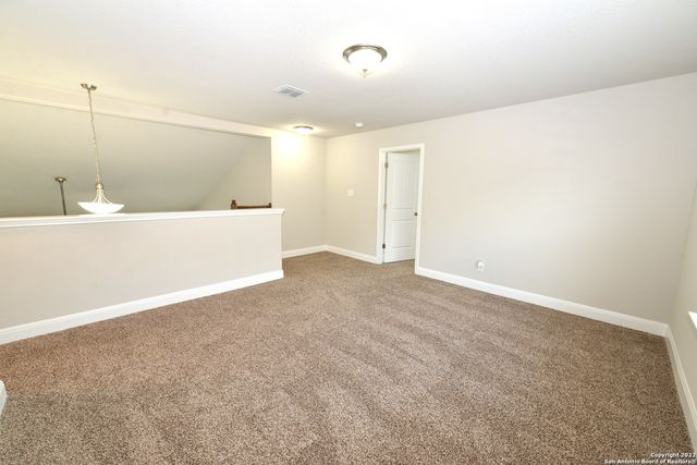5922 AKIN PL, San Antonio, TX 78261