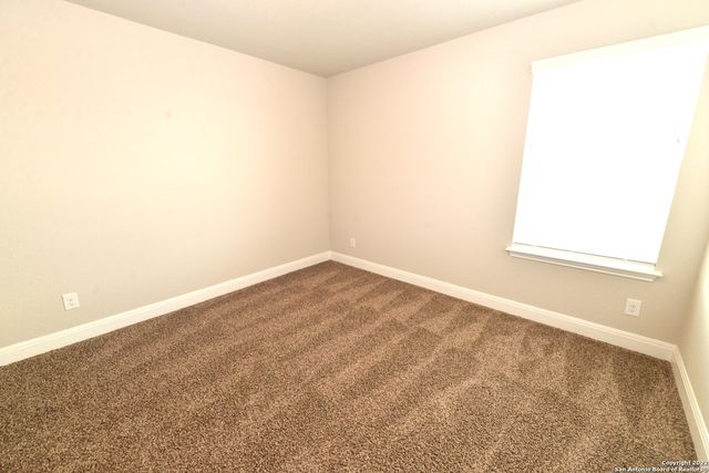 5922 AKIN PL, San Antonio, TX 78261