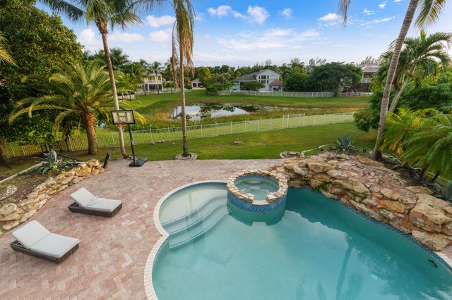 11352 Regatta Lane, Wellington, FL 33449