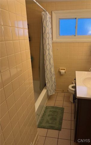 193 Medford Road, Salina, NY 13211