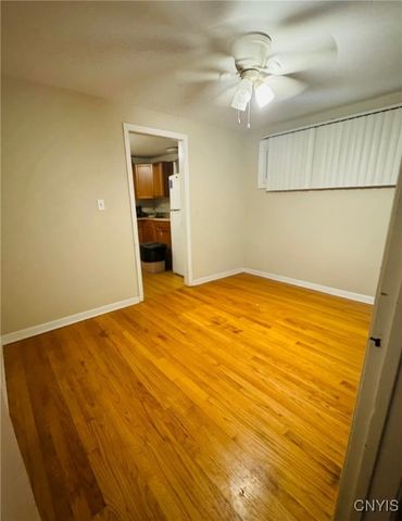 193 Medford Road, Salina, NY 13211