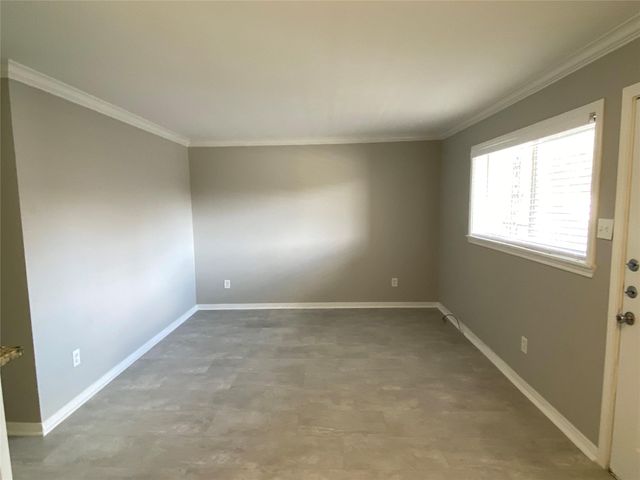 211 W 17th Street W 6, Houston, TX 77008