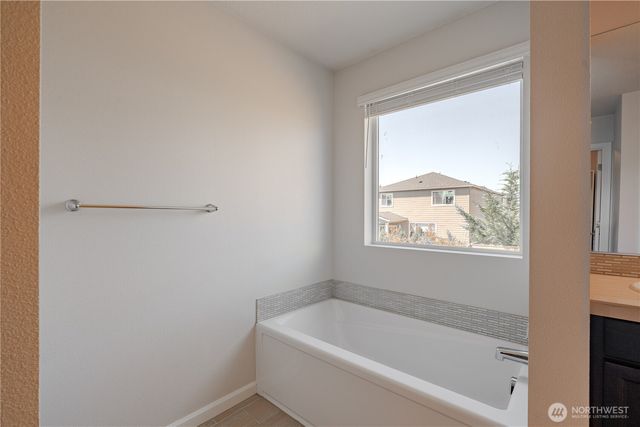 2906 S Cherry Grove Way, Ridgefield, WA 98642