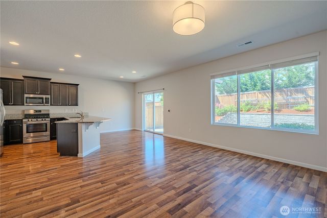 2906 S Cherry Grove Way, Ridgefield, WA 98642