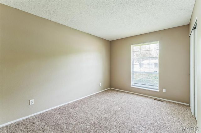 6250 Pennyrich Court, Florissant, MO 63033