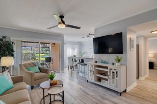 1670 N 42nd Circle 102, Vero Beach, FL 32967