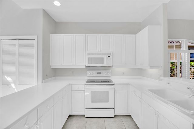 5050 Saint Josephs Island Lane, Vero Beach, FL 32967