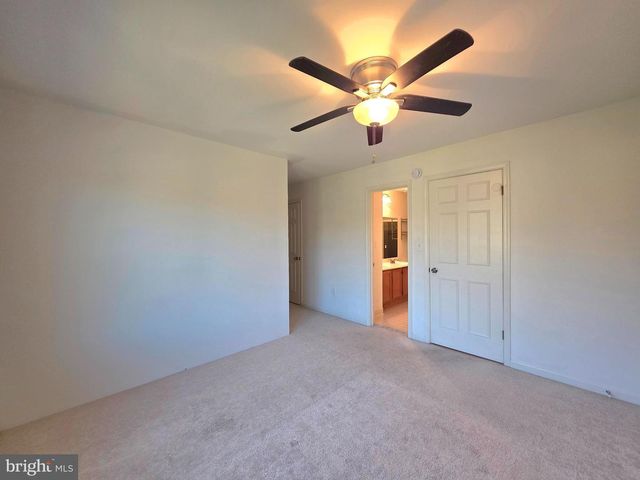 5939 HEATHERWOOD CT, Alexandria, VA 22310