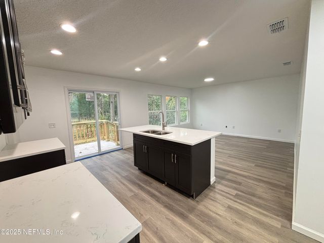 1992 W 20TH Street, Jacksonville, FL 32209