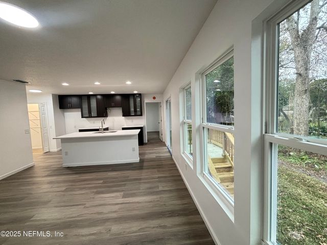 1992 W 20TH Street, Jacksonville, FL 32209